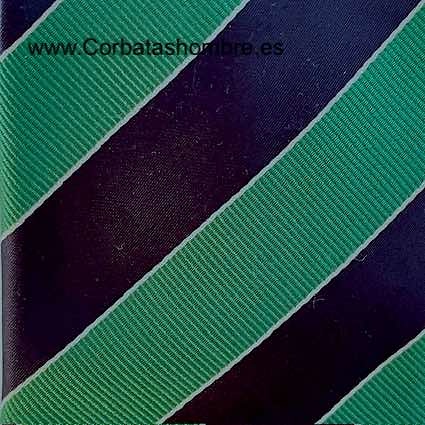 CORBATA DE RAYAS EN DIAGONAL EN VERDE IRLANDES CON AZUL MARINO ELEGANTE 