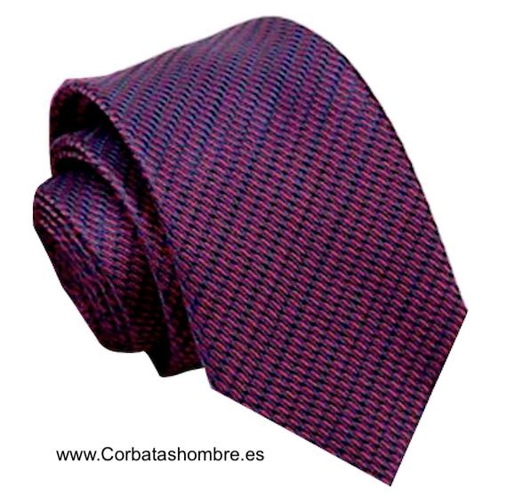 CONJUNTO A JUEGO DE CORBATA ESTRECHA GEMELOS DE CAMISA Y PAÑUELO TRAJE CON MICRO DIBUJO ROJO FRAMBUESA Y AZUL INTENSO 