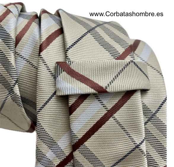 CORBATA DE CUADROS INGLESES BURDEOS MEGROS Y BLANCOS SOBRE MARFIL 