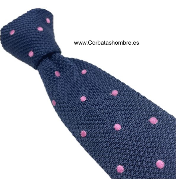 CORBATA DE PUNTO AZUL MARINO CON LUNARES ROSAS ELEGANTES 