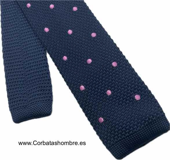 CORBATA DE PUNTO AZUL MARINO CON LUNARES ROSAS ELEGANTES 