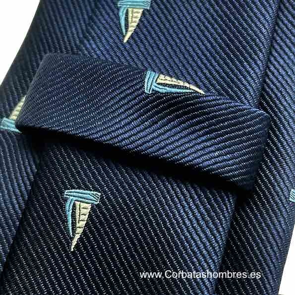 CORBATA NAUTICA AZUL MARINO CON BARCOS VELEROS PEQUEÑOS 