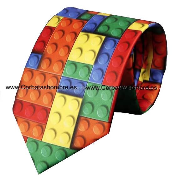 CORBATA SUPER ORIGINAL CON DIBUJO DE FICHAS DE JUEGOS DE CONSTRUCCIÓN DE COLORES 